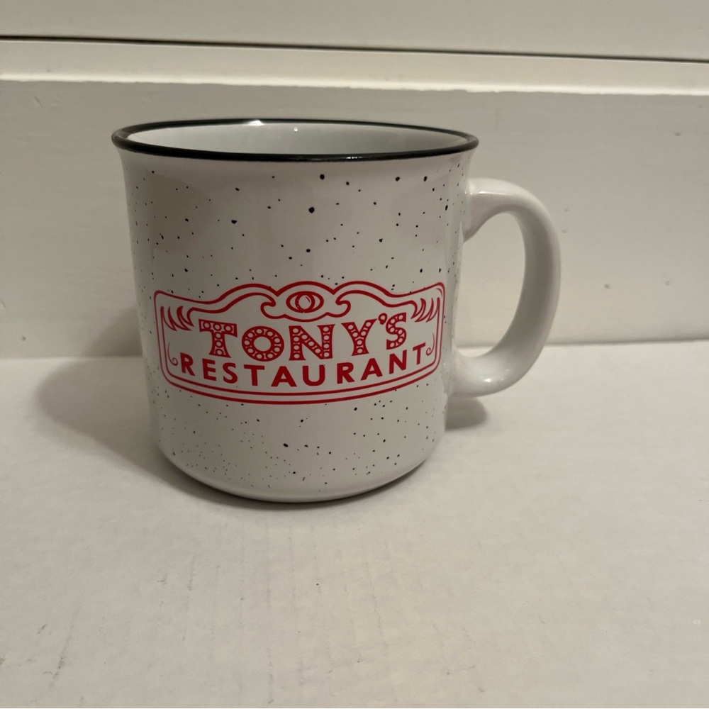 Disney Silver Buffalo Lady And the Tramp White and Ref Camp Style Mug
